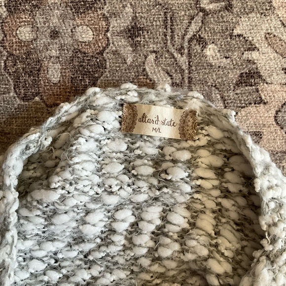 Altar’d State Sweater - Size M/L - Picture 4 of 4
